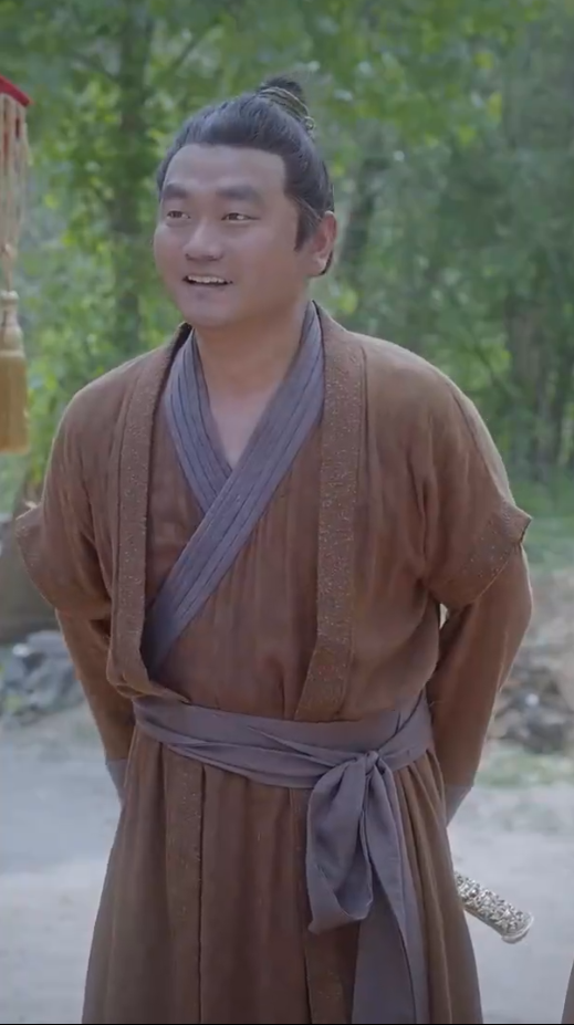 悠悠寸草心短剧第01集